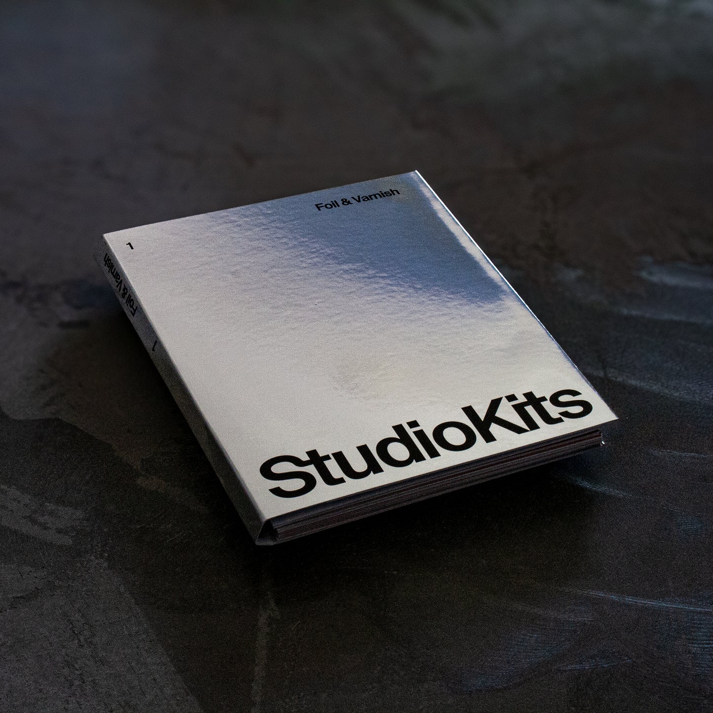 StudioKits: Foils & Varnish
